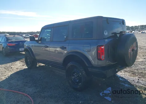 2023 Ford Bronco Black Diamond z USA, uszkodzony, nr VIN 1FMEE5BP7PLC17242